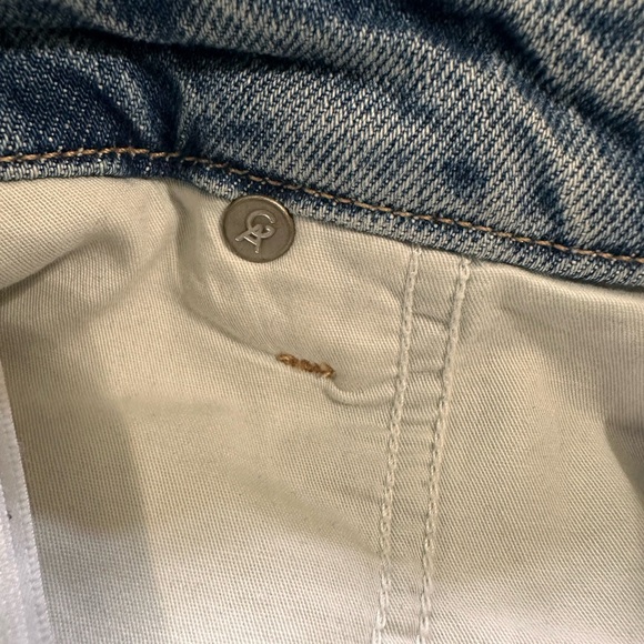 Good American The Weekender Jeans - Picture 7 of 11